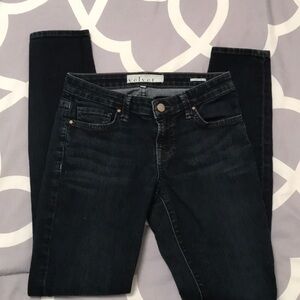 Velvet by Graham & Spencer dark wash skinny size 25